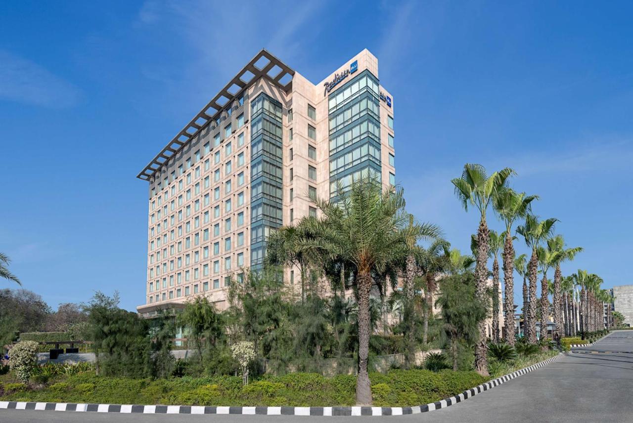 فندق راديسون بلو أمريستار أمريتسار المظهر الخارجي الصورة Hilton Nicosia